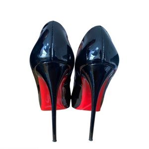 Christian Louboutin Size 39.5 Very Prive Patent Leather Pumps